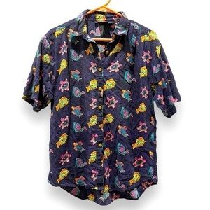 Vintage Woolrich button down women’s shirt size medium animal print fish turtles